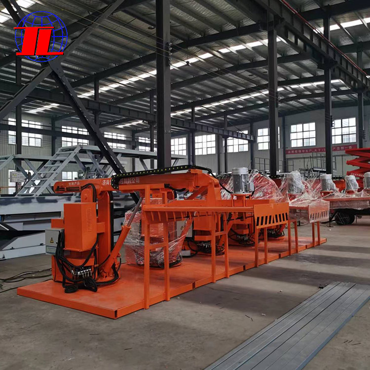 麗水全自動(dòng)綠籬修剪機(jī)使用過(guò)程中注意哪些事項(xiàng)?